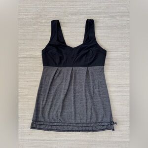 Lululemon Run Tame Me grey black athletic yoga tank top women’s 8